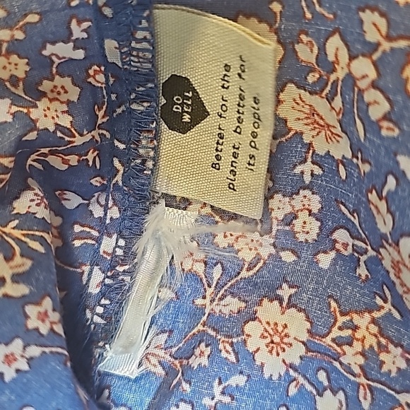 Madewell V-Neck Puff Sleeve Top Medium in Summer Vines blue lightweight flowy - Picture 3 of 10